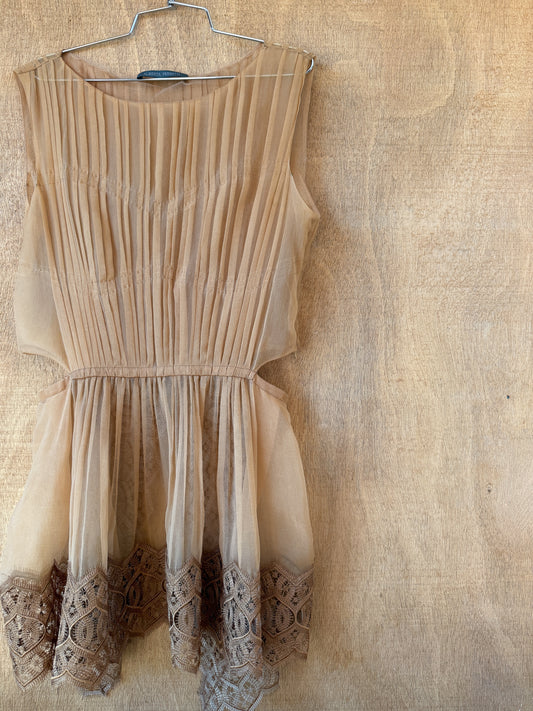 Alberta Ferretti Blush Pleated Top